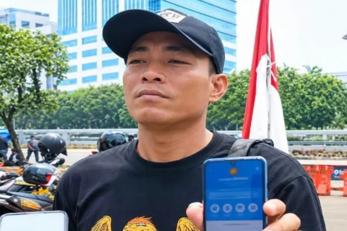 Presiden Prabowo Diminta Bertindak Atas Pemblokiran Rekening Aktivis Pati