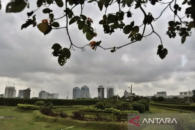 BMKG Prakirakan Hujan Ringan di Jakarta Selatan Sore Ini