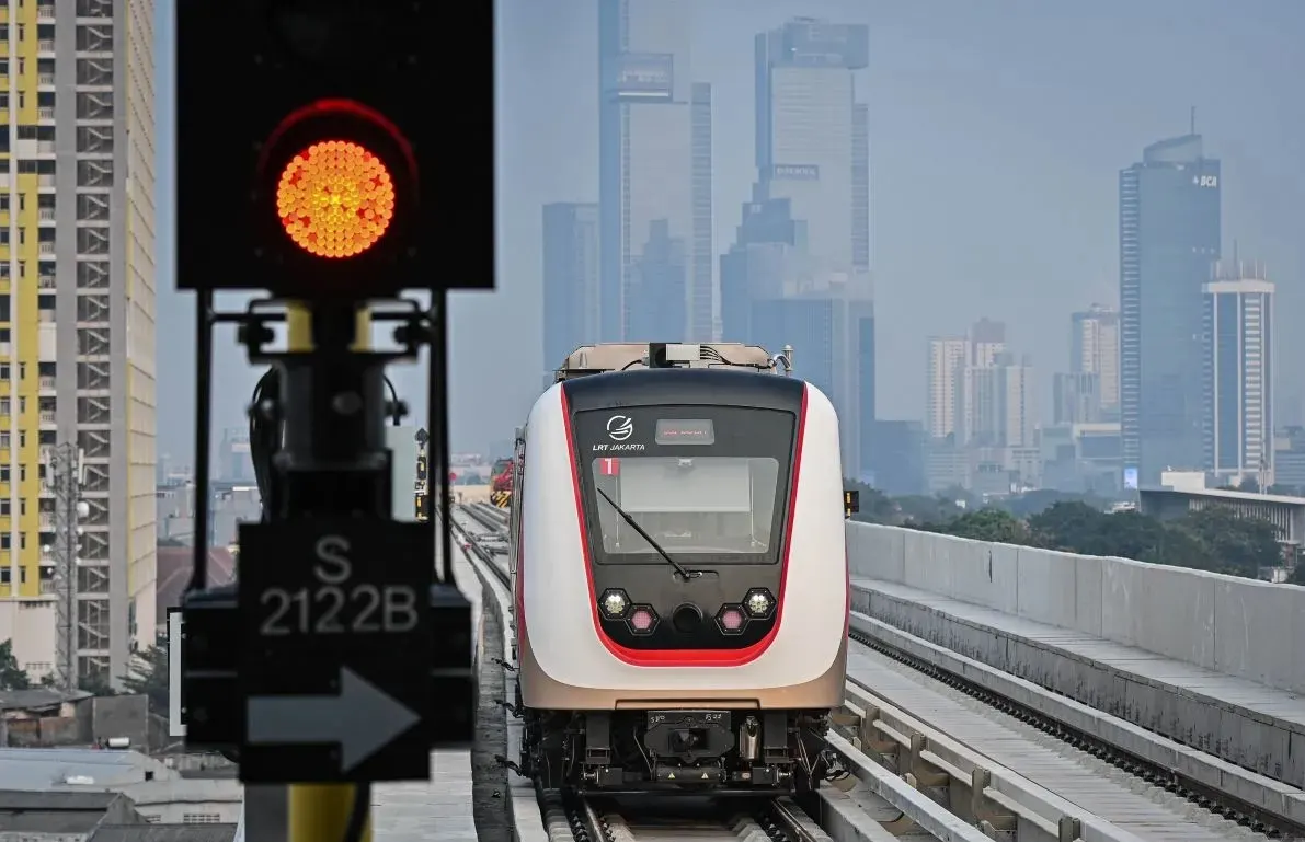 Pakar: Danantara Perkuat Pendanaan Perpanjangan Rute LRT Jakarta